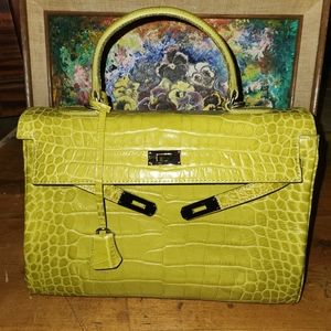 Gently Used Ladies Handbag Purse The Violet Leather from Italy Samanta